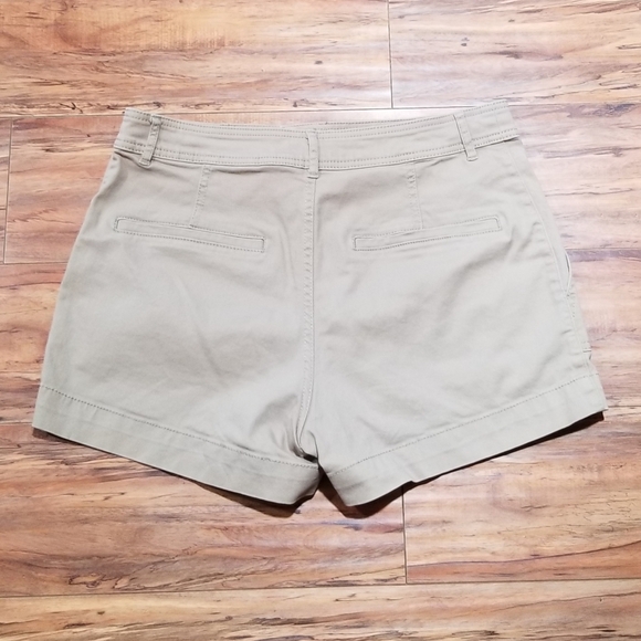 H&M Women's Shorts - Picture 2 of 4